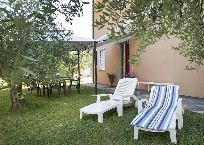Apartment Nel Giardino Degli Ulivi *