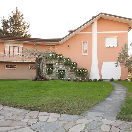 Nel Giardino Degli Ulivi Apartman Castelnuovo Magra